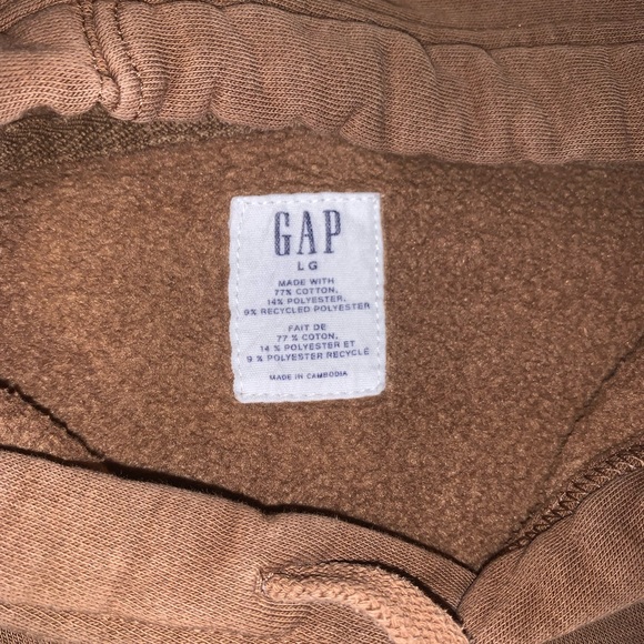 GAP Hoodie - Picture 3 of 3